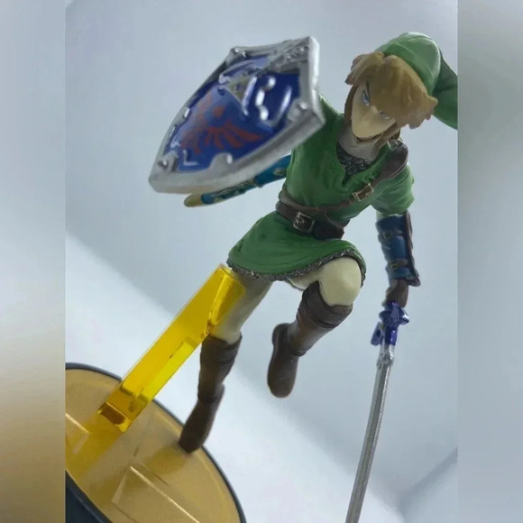 Super Smash Bros. - Link - Amiibo 🏰🛡️ - Picture 1 of 5